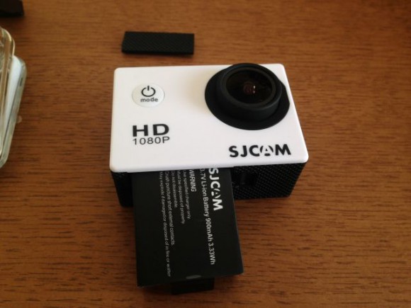 GoPro激似のFull HDアクションカメラ SJ4000 はコスパ最強かも